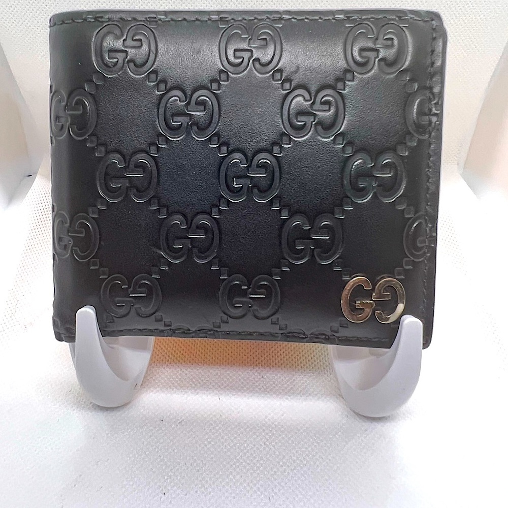 Authentic Gucci men’s wallet